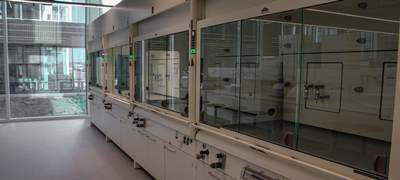 Veiligheid en compliance in lab omgevingen - Young Group